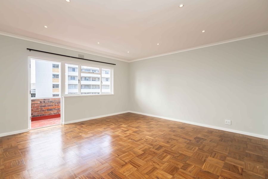 To Let 2 Bedroom Property for Rent in Sea Point Western Cape